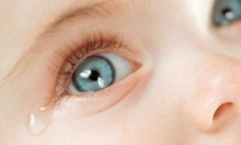 Слезотечение, чувствительность к освещению - признак избытка серы Избыток серы